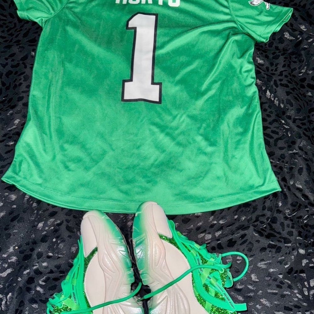 Green Sports Fashion Sneakers
